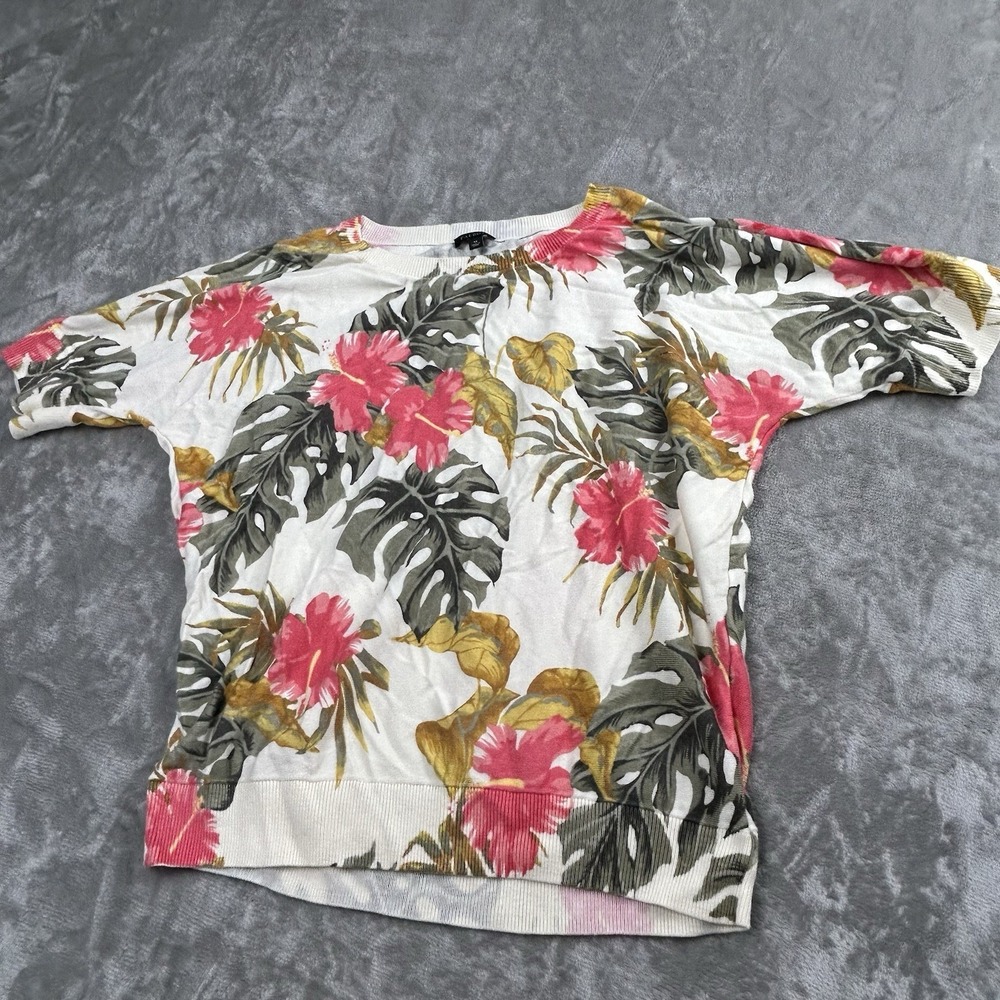 Talbots pullover top flower beautiful soft